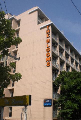 伯伦斯公寓酒店 曼谷 外观 照片
